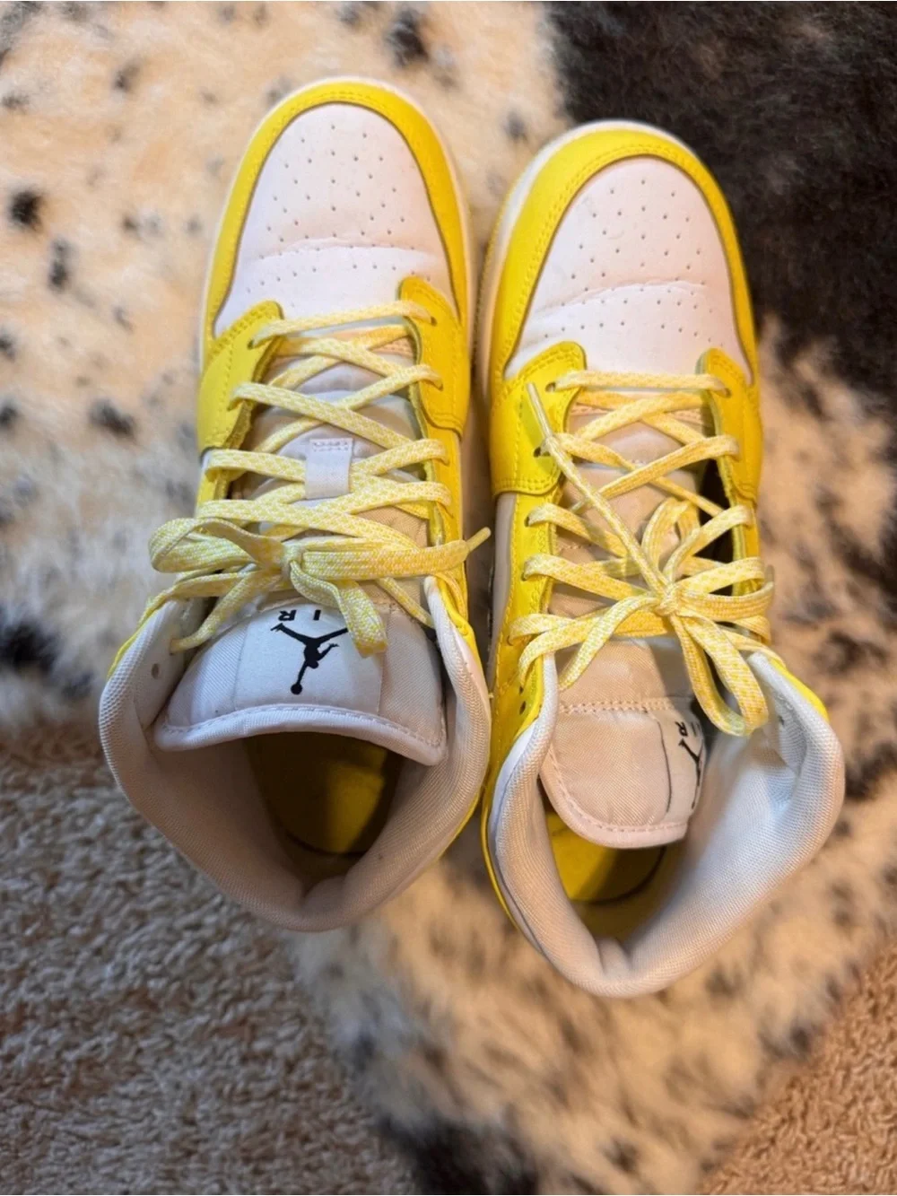 Jordan Kids Yellow and White Floral Mid-Top Sneakers